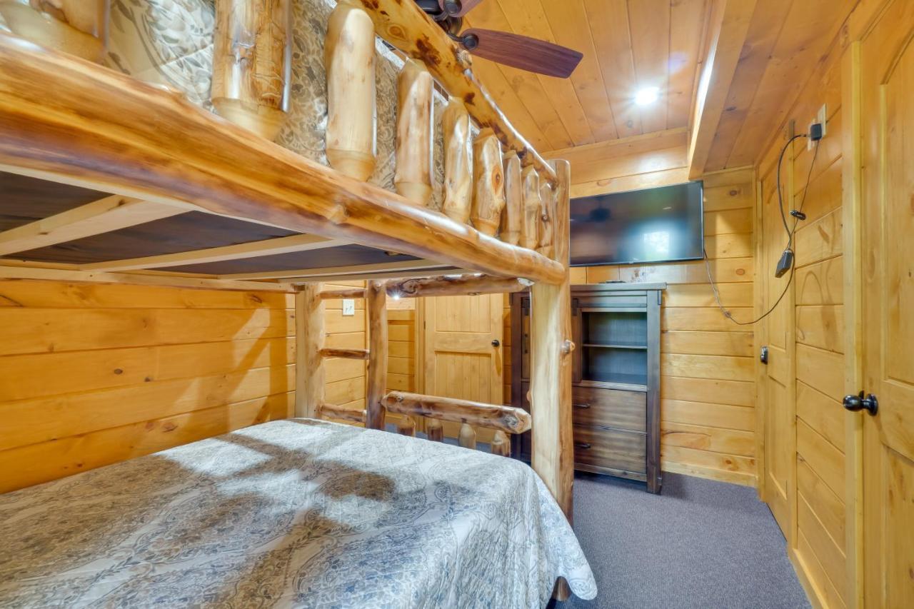 Casa de Férias Vacation With Private Hot Tub! Gatlinburg